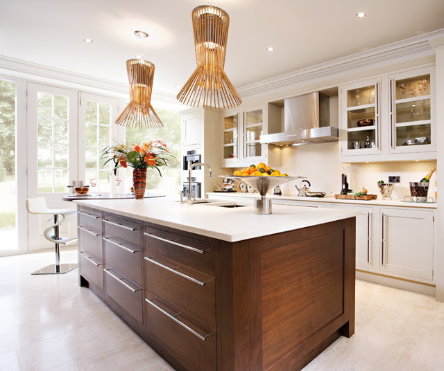 Coming Back Into Style Brown Kitchen Cabinets Are the Trend Youll Be Seeing Everywhere 21